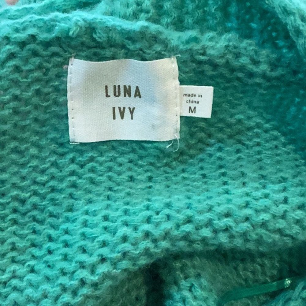 NWT Luna Ivy Chunky Green Strawberry 🍓 Cardigan Size M - Picture 15 of 15